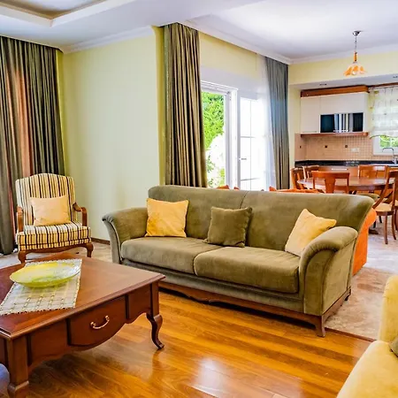 Luxury White * Kemer